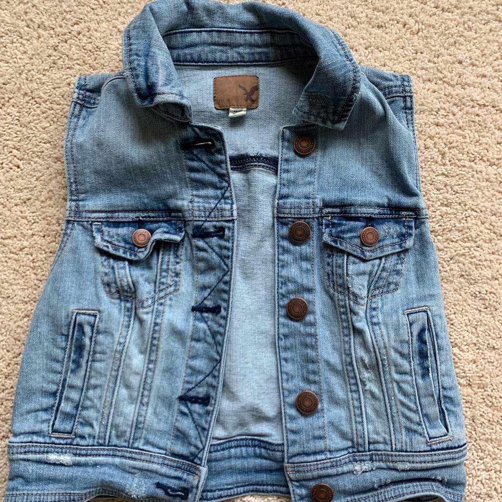 Jean Vest